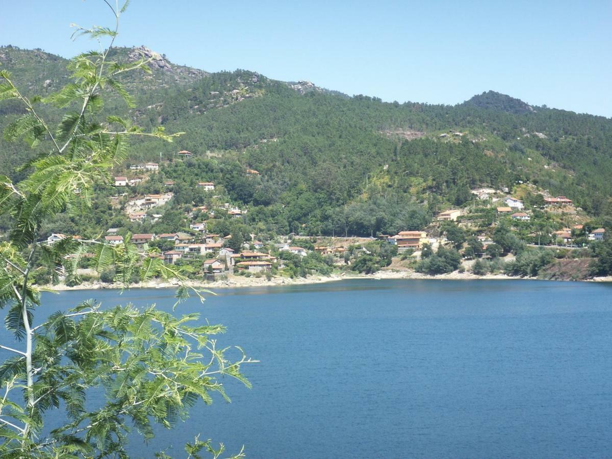 Apartmán Casa De Casarelhos - Vistas Rio, Campo E Montanha - Lareira Geres Exteriér fotografie