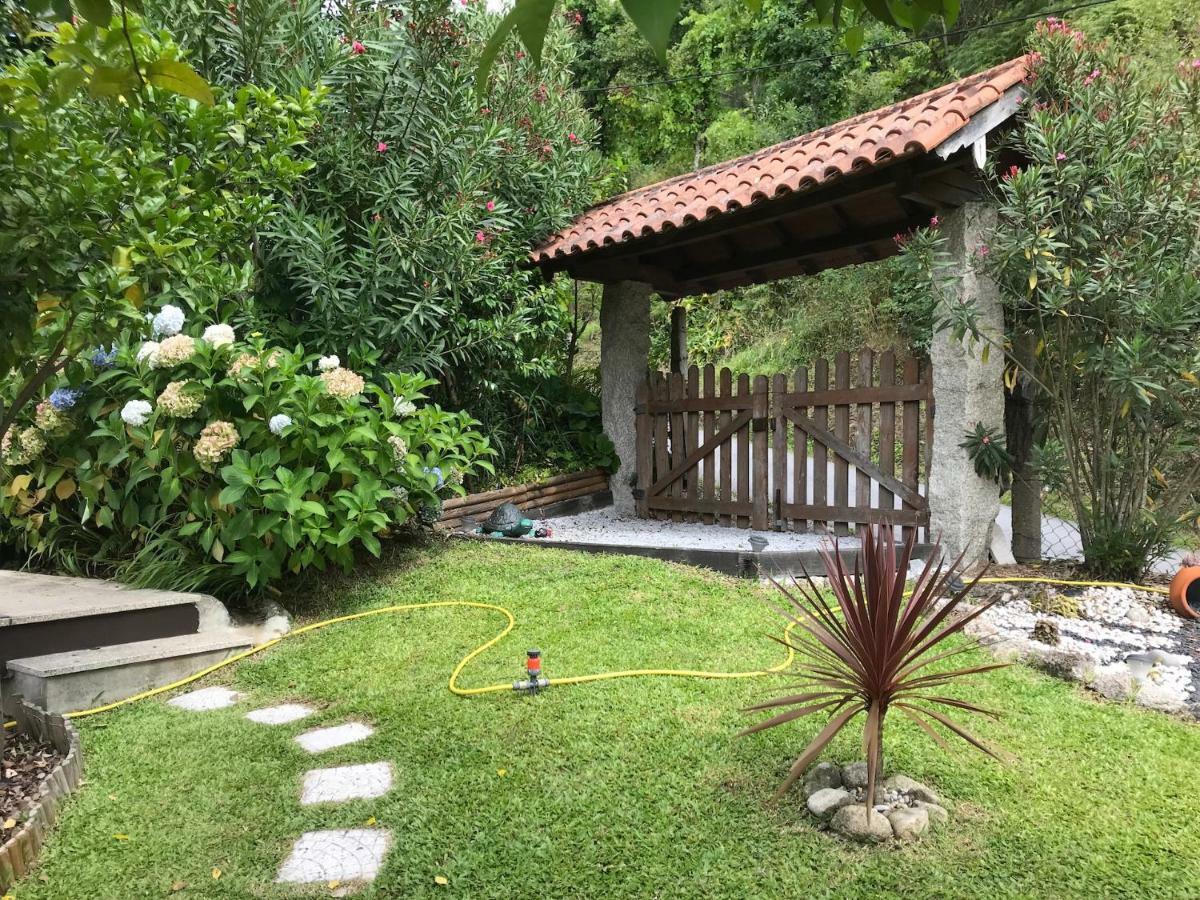 Apartmán Casa De Casarelhos - Vistas Rio, Campo E Montanha - Lareira Geres Exteriér fotografie